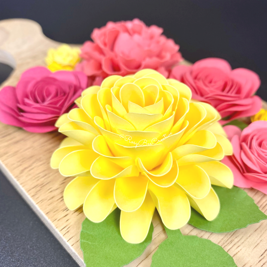 Mini Cheese Board Decor | Spring Flowers | Floral Decor