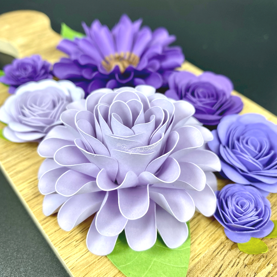 Mini Cheese Board Decor | Spring Flowers | Floral Decor